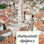 Daire Mama House Split