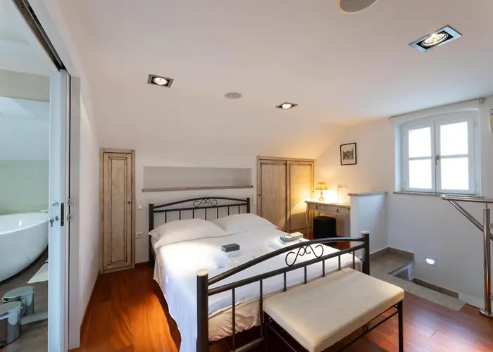 Apartment Mama House *