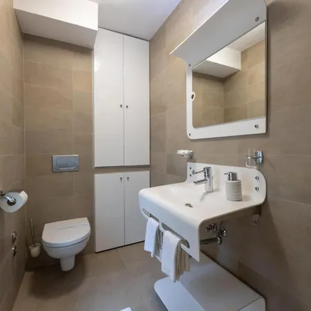 Mama House Apartment *